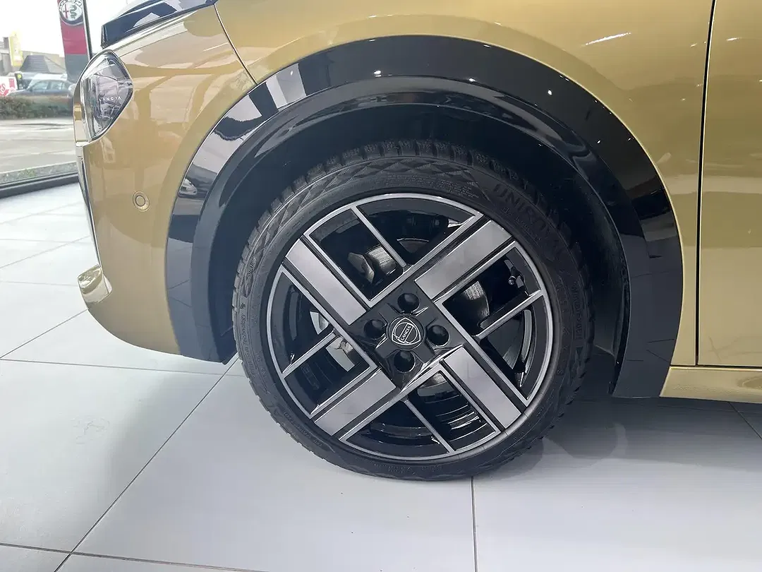 Lancia Ypsilon LX - Thumbnail 8