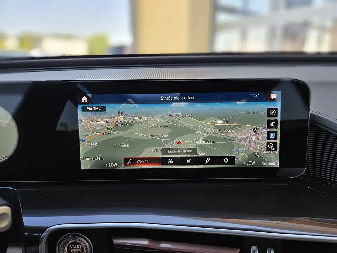 Mercedes-Benz EQC 400 4MATIC - Thumbnail 17