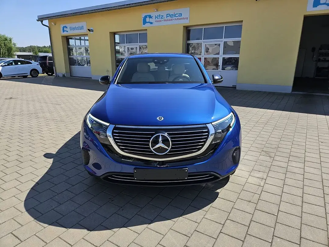 Mercedes-Benz EQC 400 4MATIC - foto 2