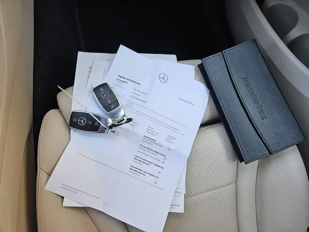 Mercedes-Benz EQC 400 4MATIC - Thumbnail 27