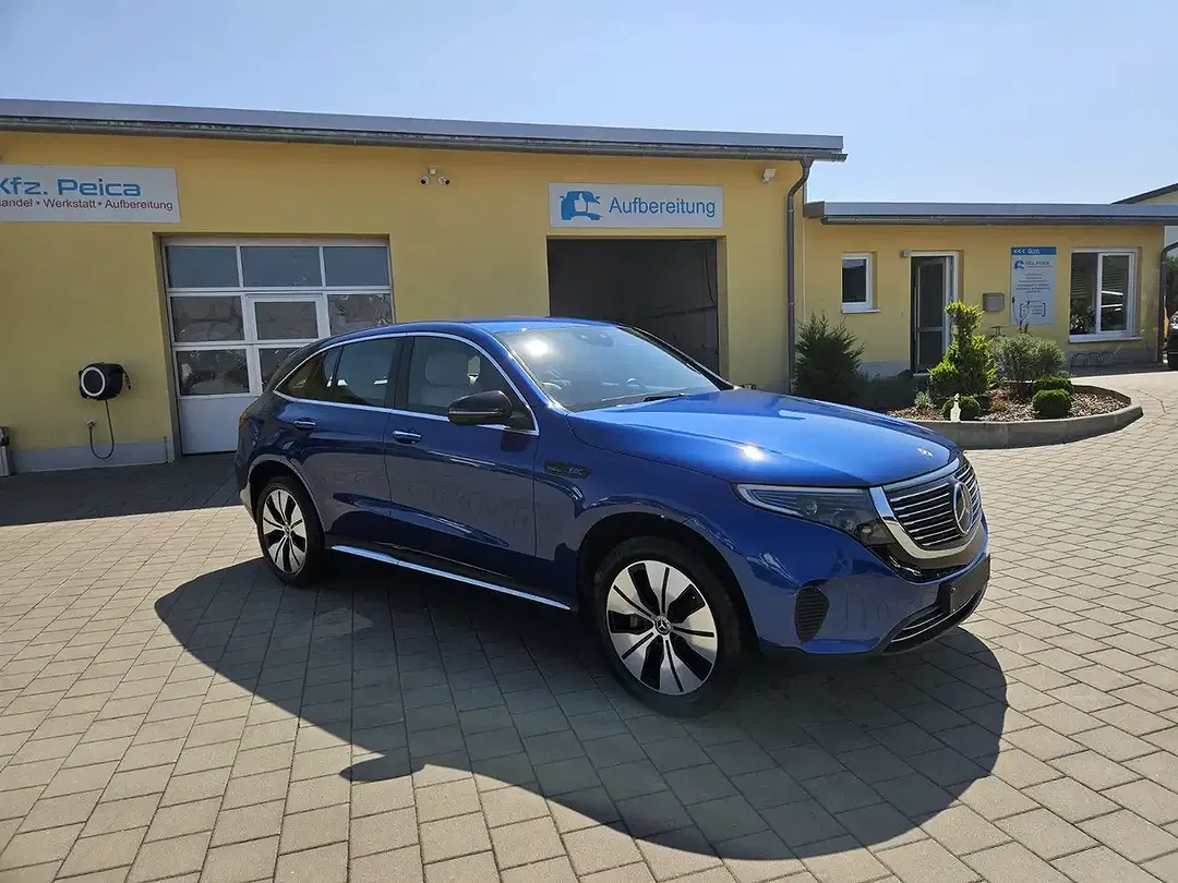 Mercedes-Benz EQC 400 4MATIC - Thumbnail 3