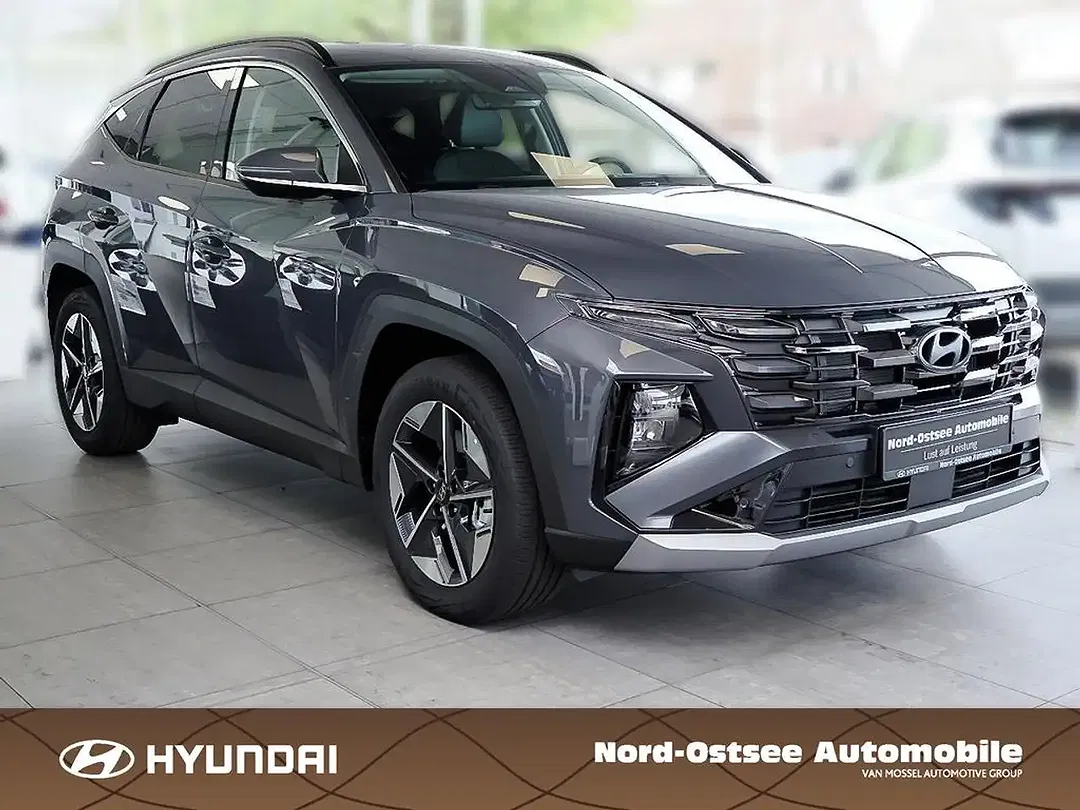 Hyundai TUCSON AUT Trend - Thumbnail 3