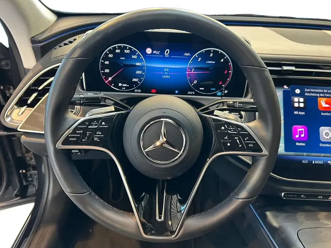 Mercedes-Benz E 220 MBUX Avantgarde - Thumbnail 13