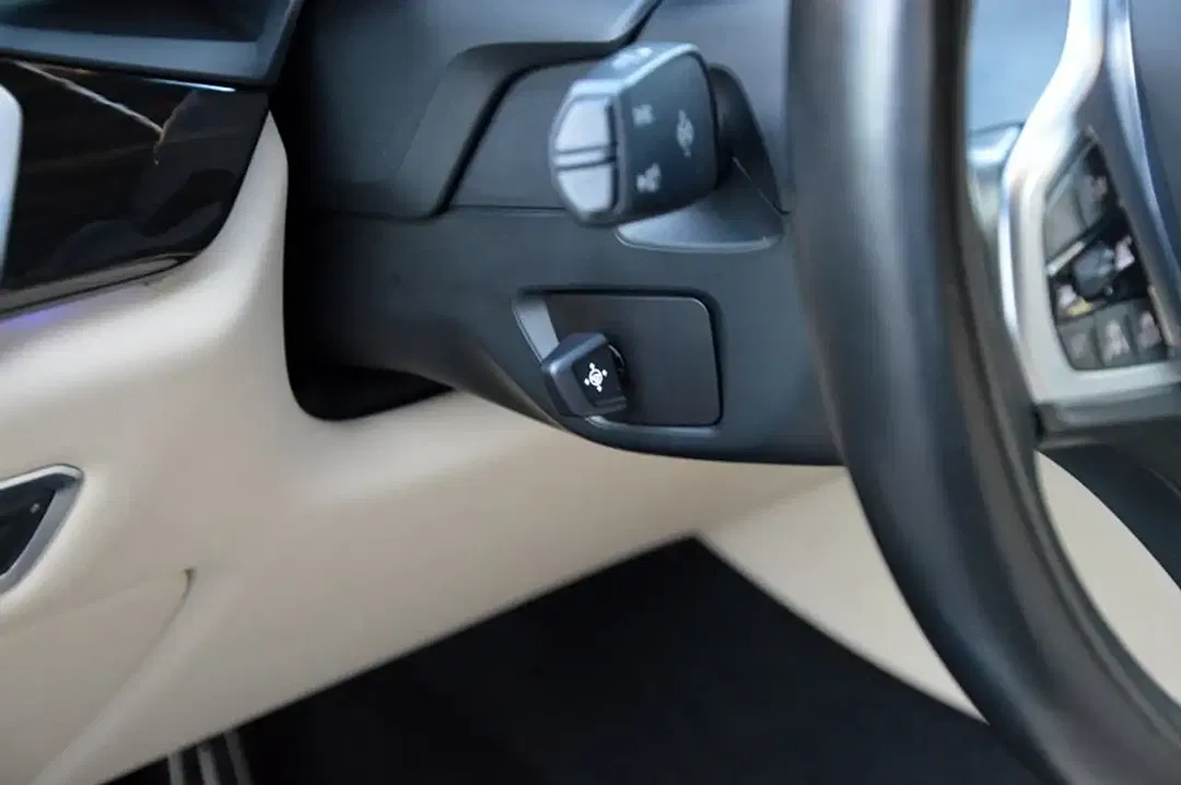 BMW X6 M Sport - Thumbnail 7