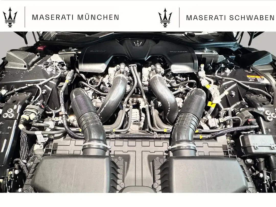 Maserati GranCabrio Trofeo - Thumbnail 11
