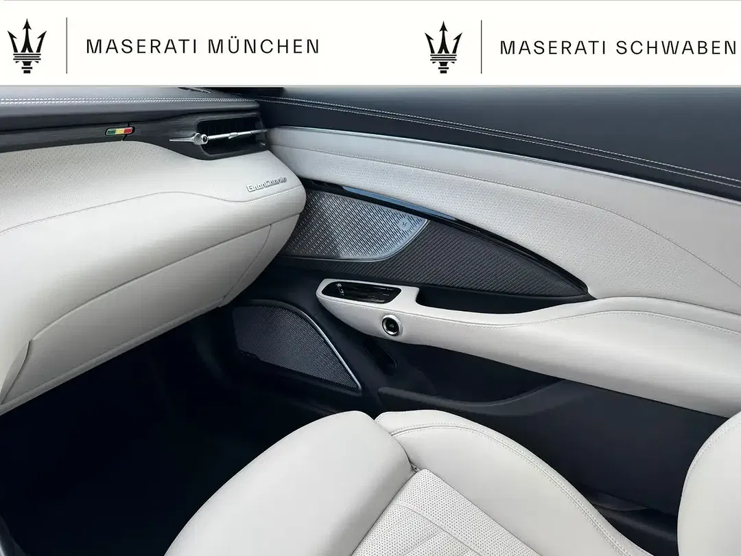 Maserati GranCabrio Trofeo - Thumbnail 12