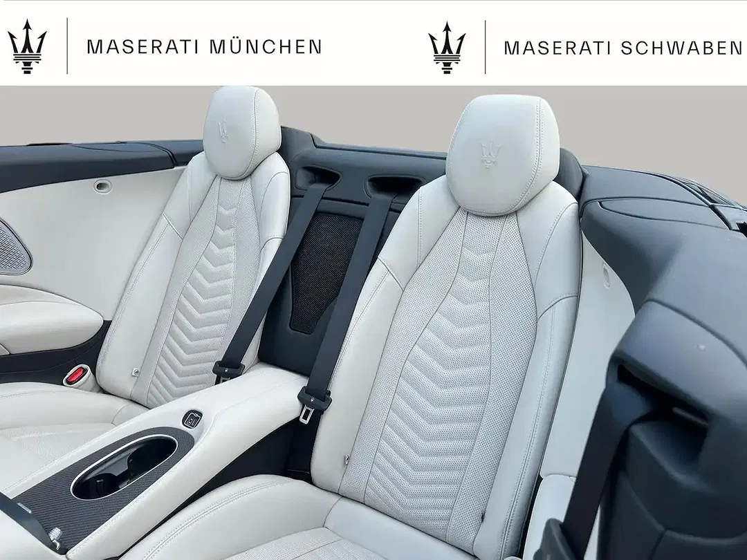 Maserati GranCabrio Trofeo - Thumbnail 13