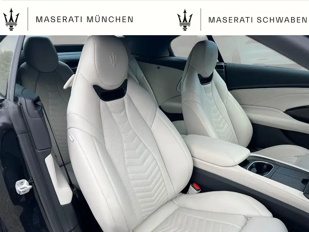 Maserati GranCabrio Trofeo - Thumbnail 9