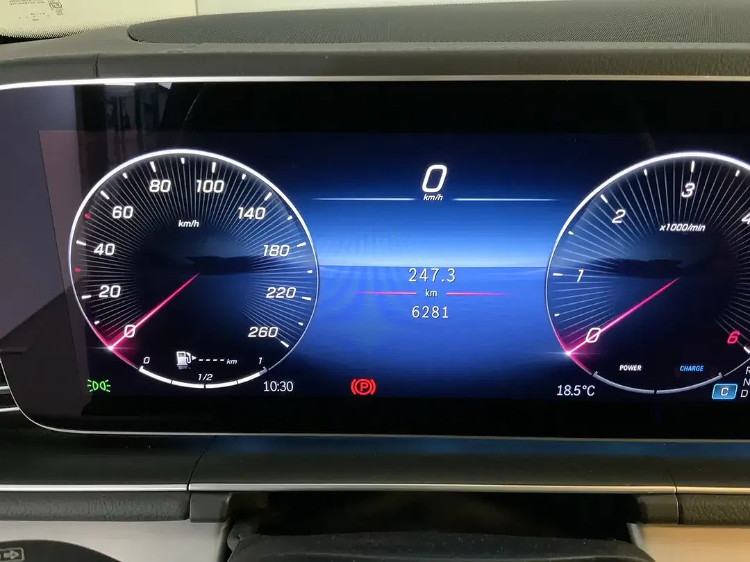 Mercedes-Benz GLS 450 4MATIC AMG Line - Thumbnail 9