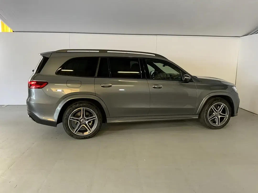 Mercedes-Benz GLS 450 4MATIC AMG Line - Thumbnail 3