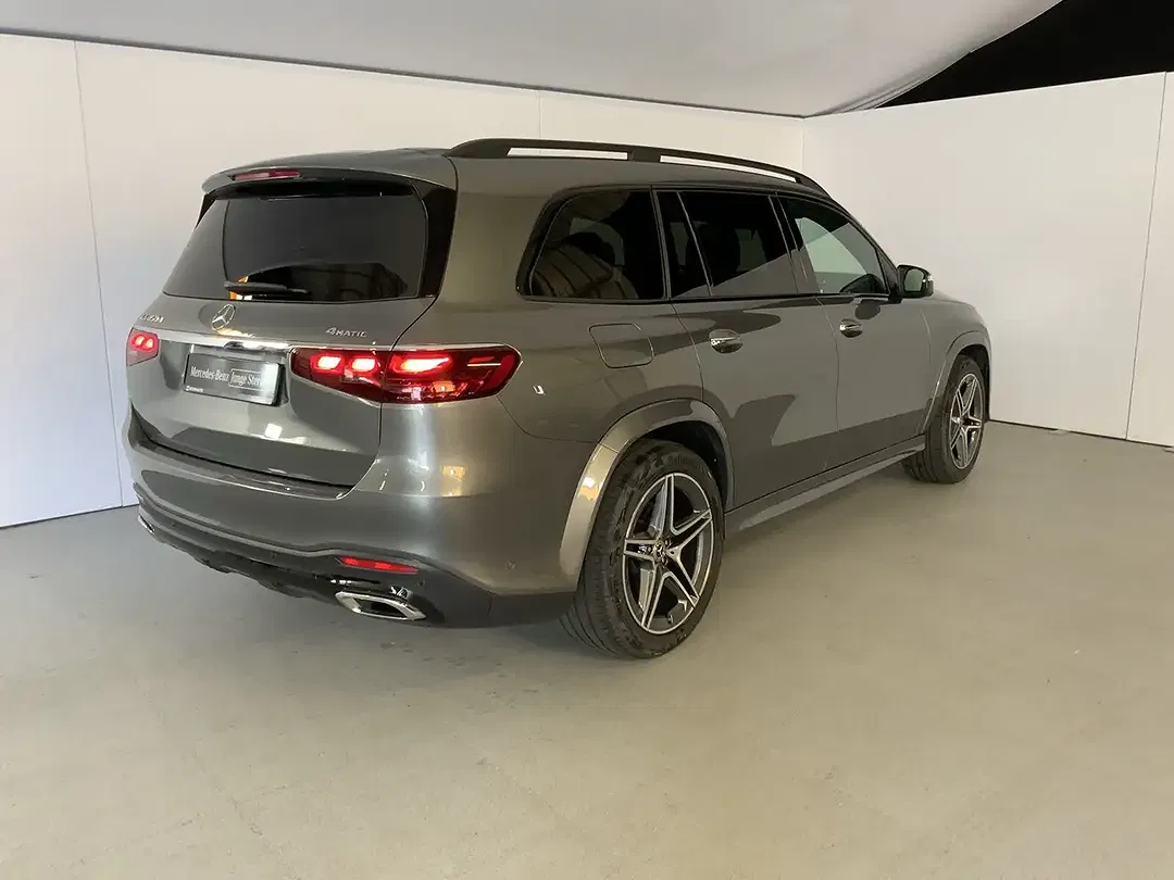 Mercedes-Benz GLS 450 4MATIC AMG Line - Thumbnail 4