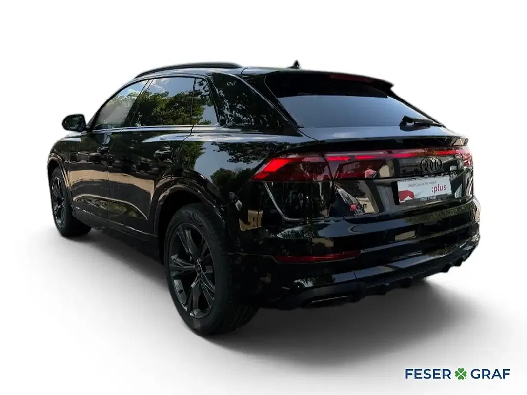 Audi Q8 quattro Matrix LED S line - Thumbnail 3