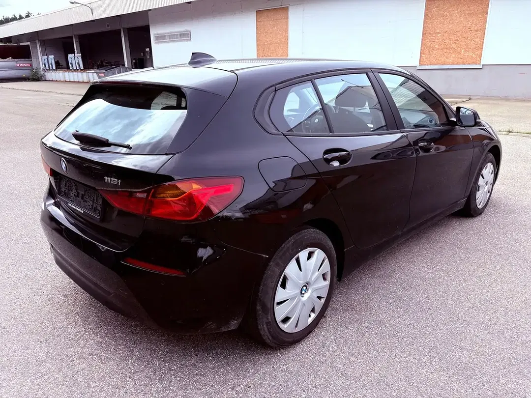 BMW 116 AUT - Thumbnail 6