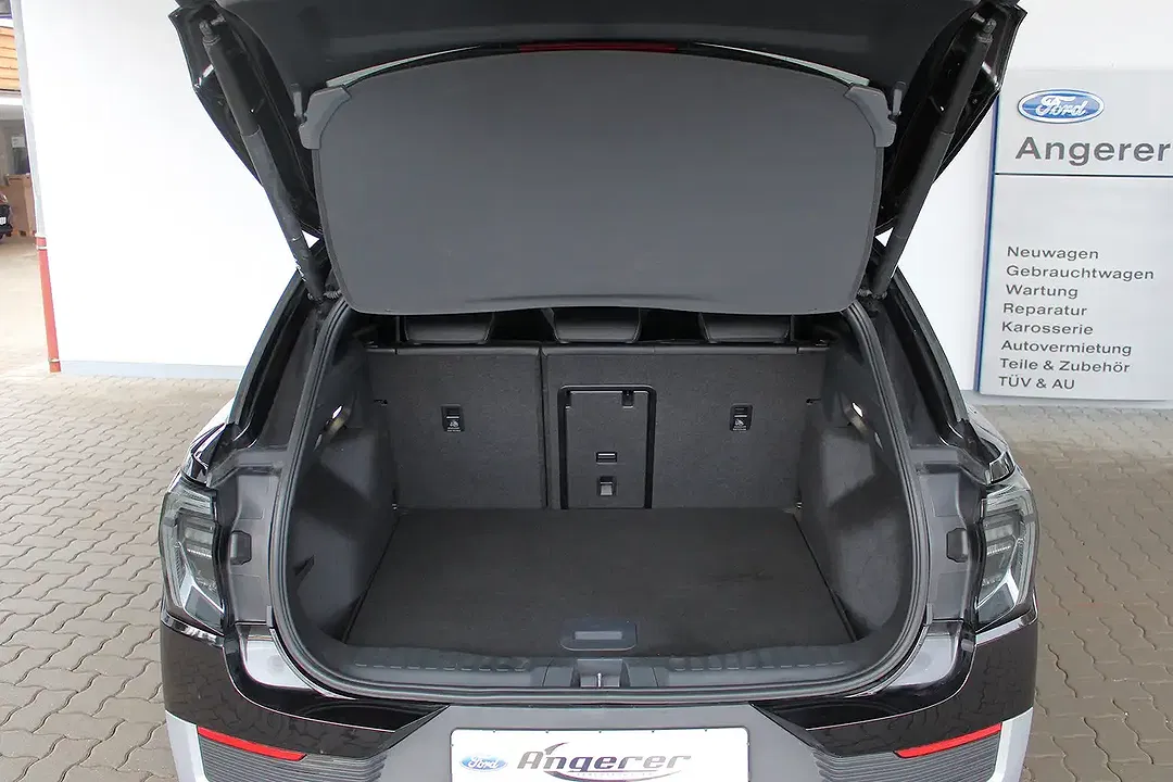 Ford Explorer 4x4 - Thumbnail 13