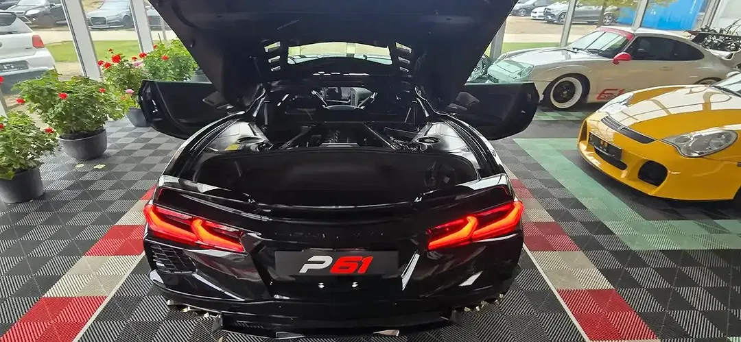 Corvette C8 - Thumbnail 14