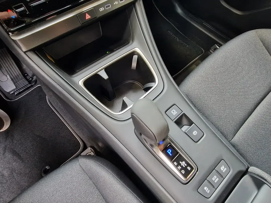 Lexus LBX 1.5 Comfort - foto 15