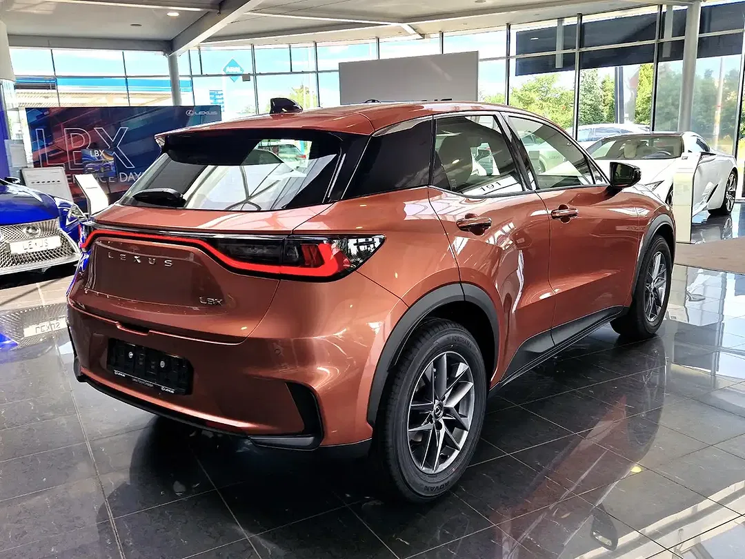 Lexus LBX 1.5 Comfort - Thumbnail 5