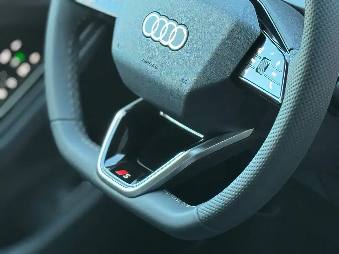 Audi Q6 e-tron performance S line - Thumbnail 10