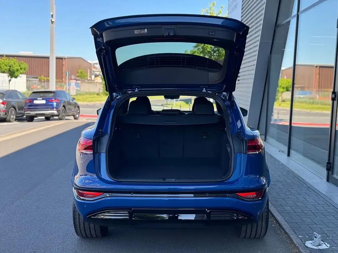 Audi Q6 e-tron performance S line - Thumbnail 5