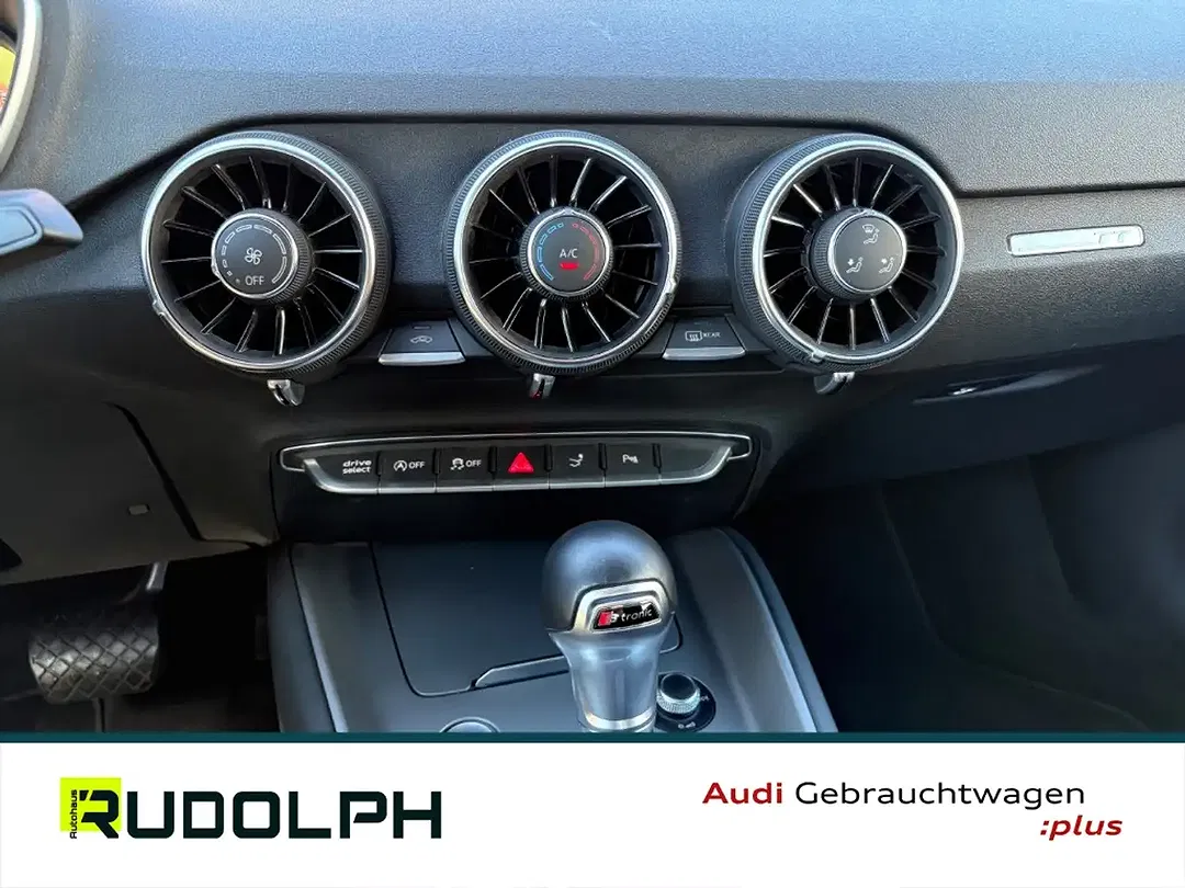 Audi TT 40 TFSI Roadster - Thumbnail 10