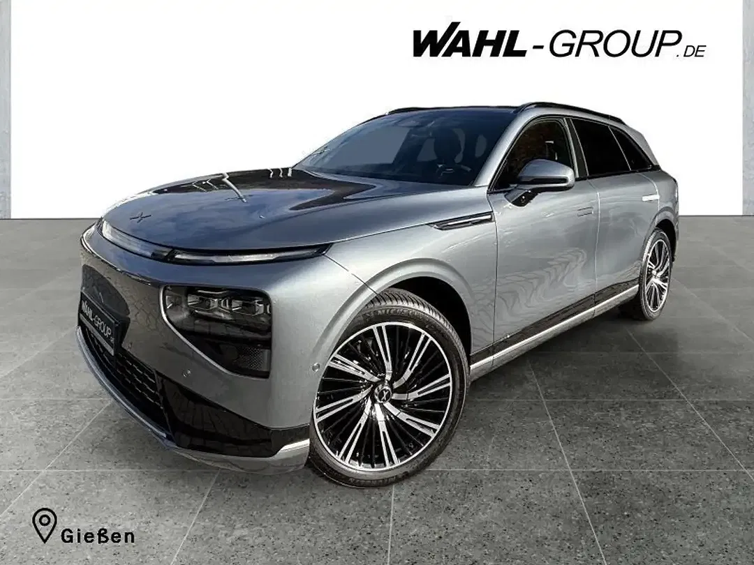 Xpeng G9 AWD Performance MY2025 - foto 1