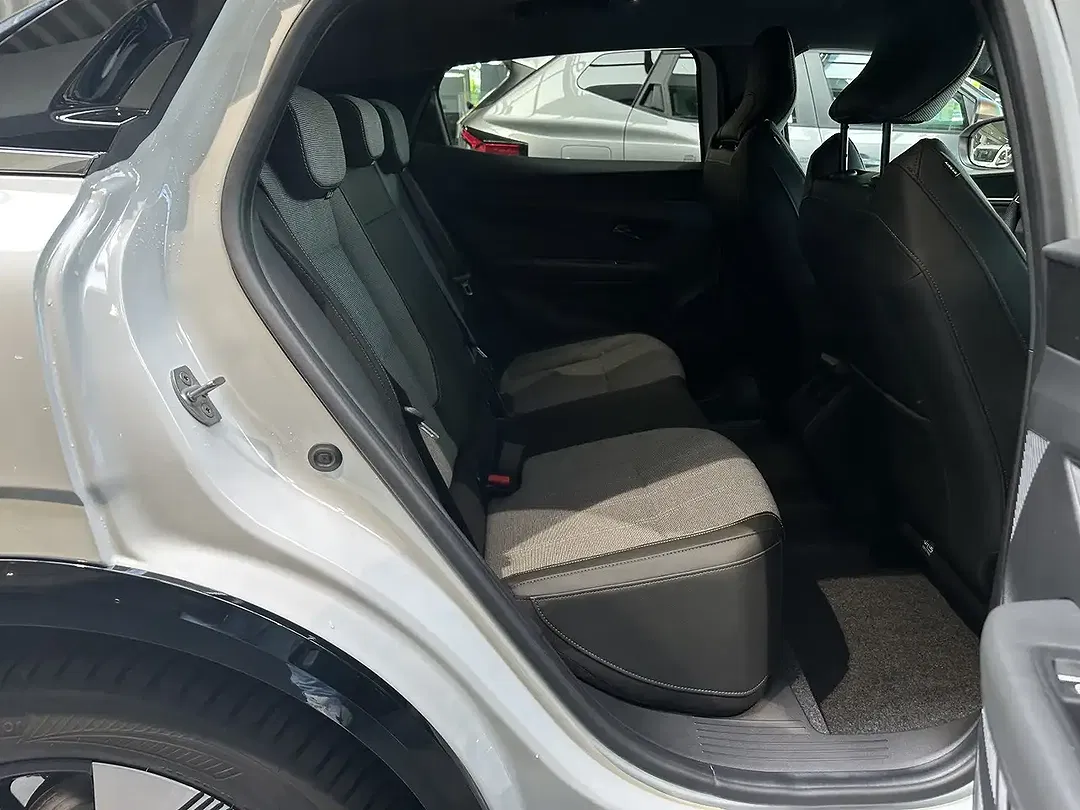 Renault Megane E-Tech Techno Comfort - foto 14