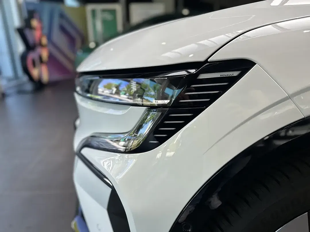 Renault Megane E-Tech Techno Comfort - Thumbnail 4