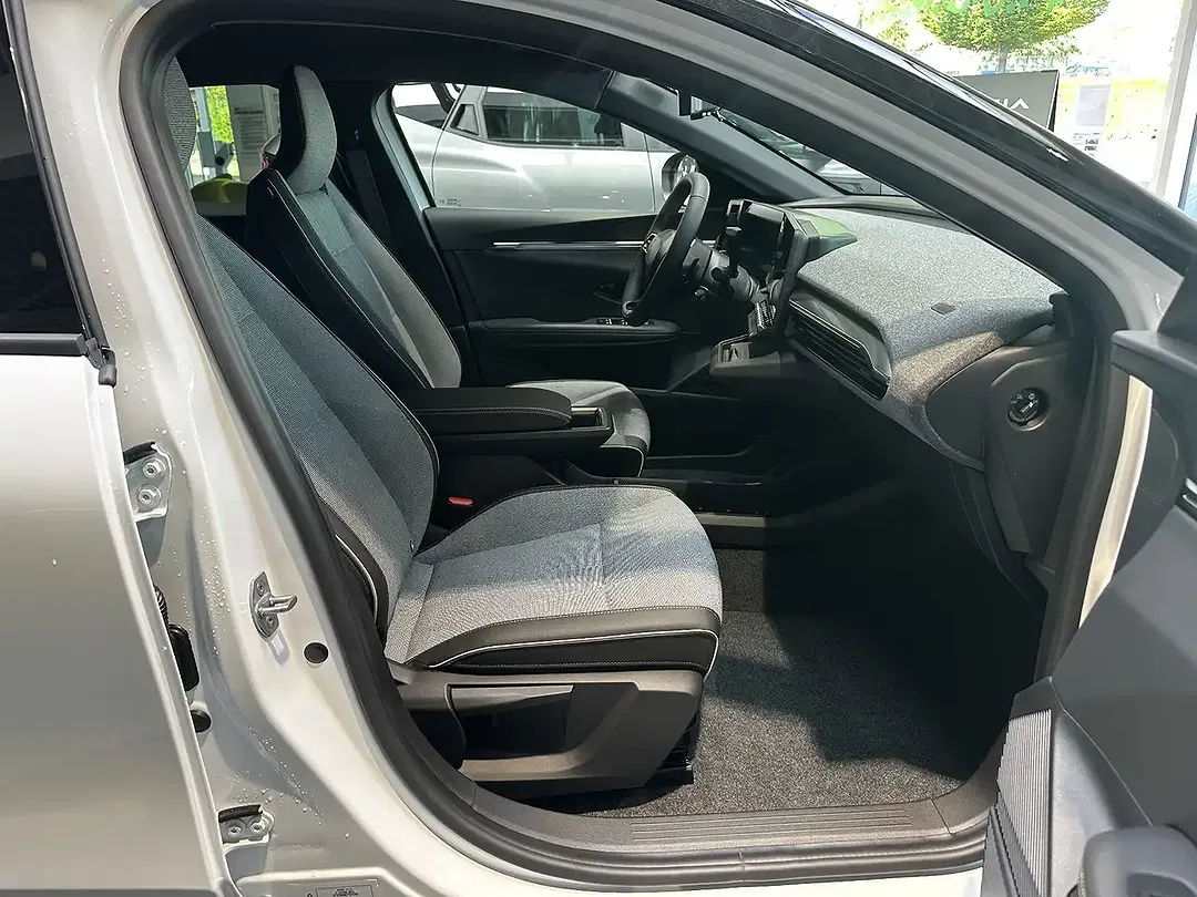 Renault Megane E-Tech Techno Comfort - Thumbnail 9
