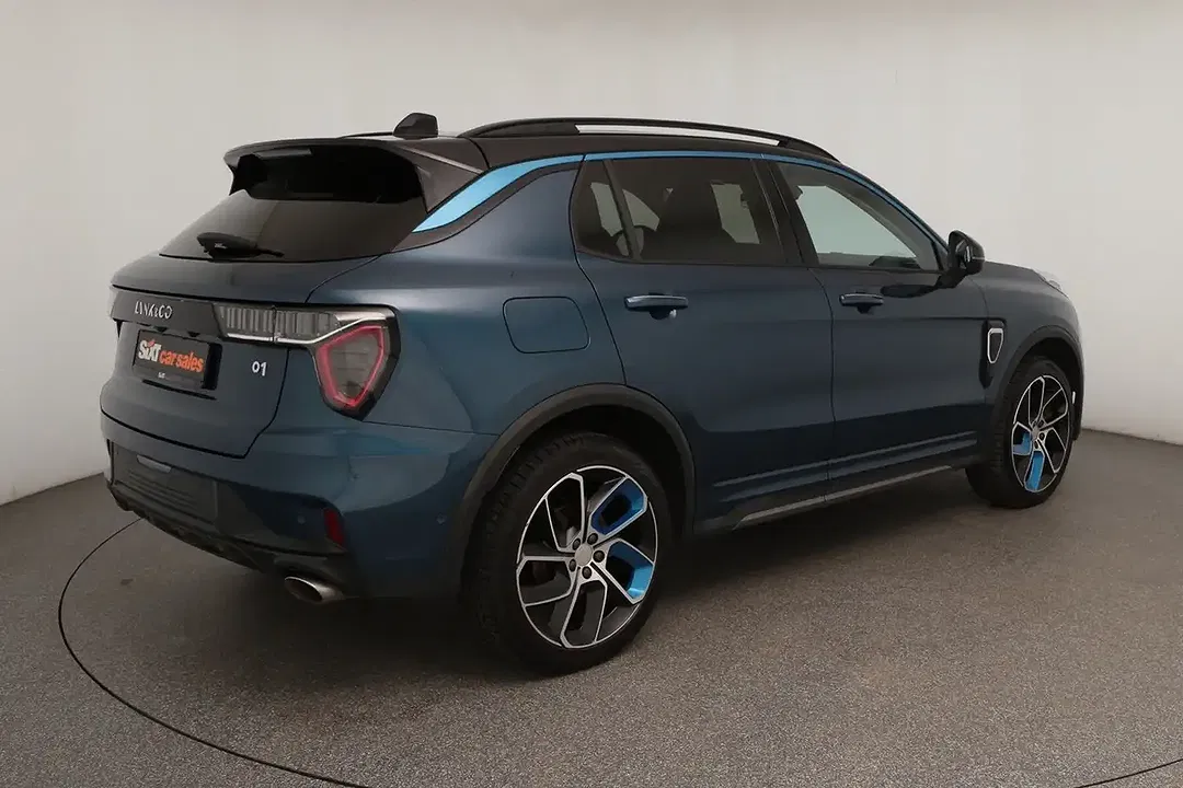 Lynk & Co 01 - Thumbnail 3