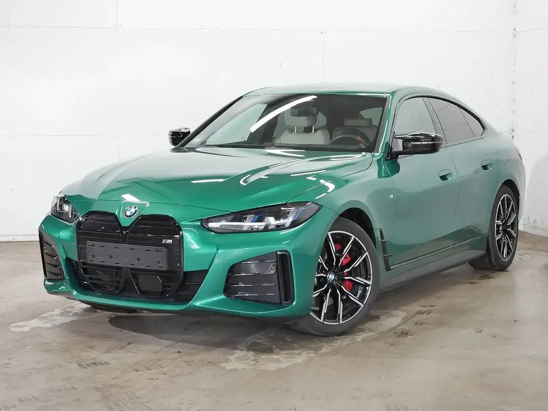 BMW i4 xDrive M M60 Individual - Thumbnail 1