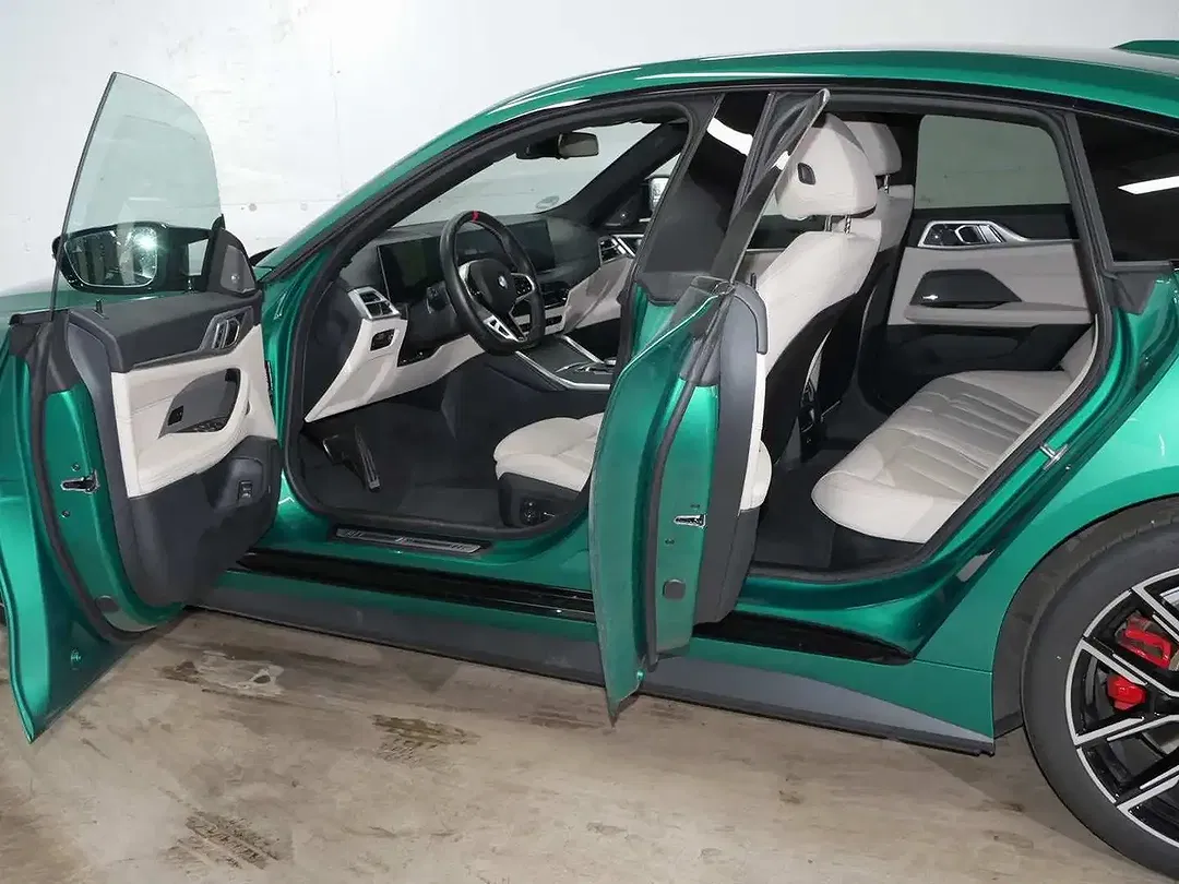 BMW i4 xDrive M M60 Individual - Thumbnail 7