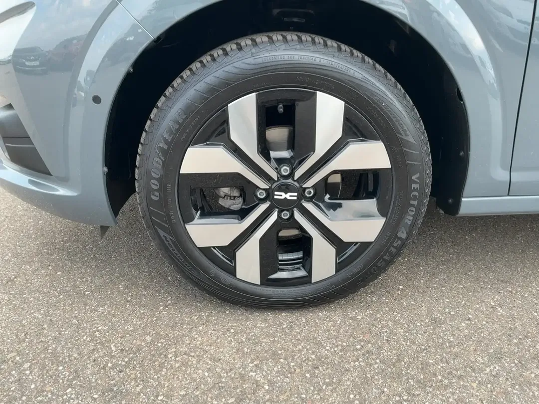 Dacia Sandero TCe CVT EDC Journey - foto 10