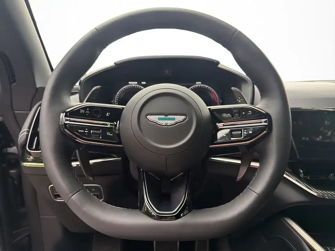 Aston Martin DBX 707 - Thumbnail 12