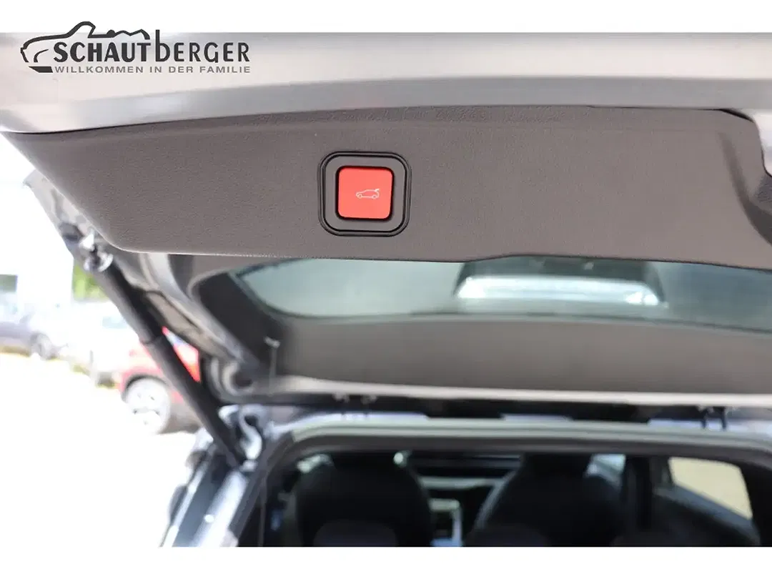 Jeep Avenger MHEV 4xe Overland - Thumbnail 13
