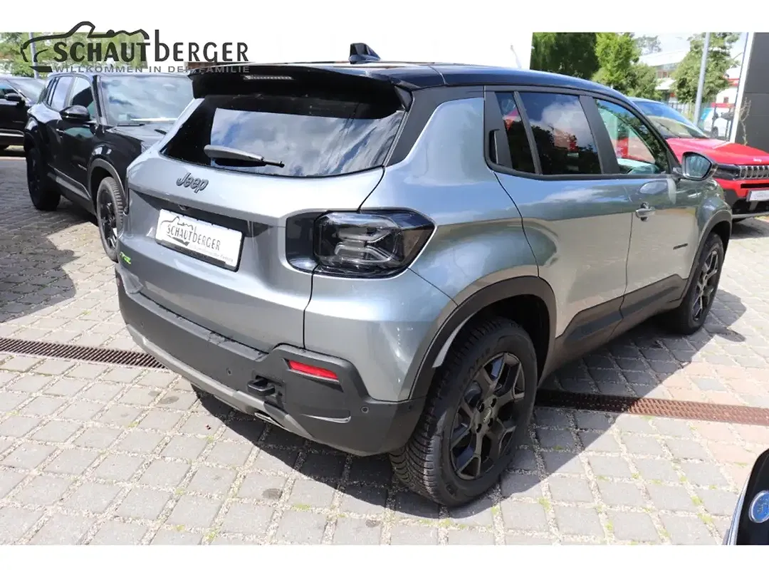 Jeep Avenger MHEV 4xe Overland - Thumbnail 9