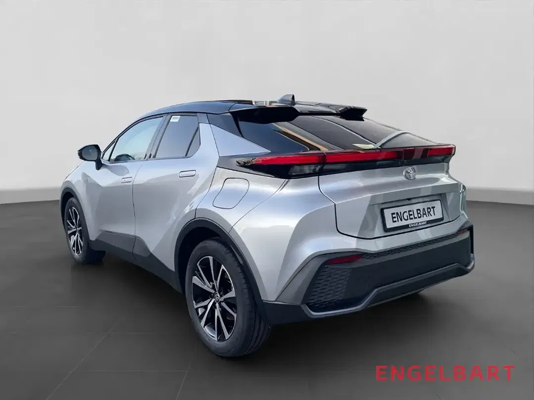 Toyota C-HR Hybrid Teamplayer - Thumbnail 2