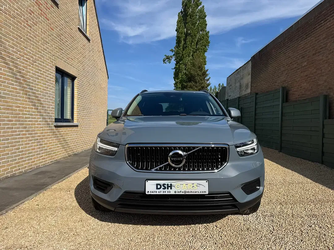 Volvo XC40 T2 1.5 - foto 2