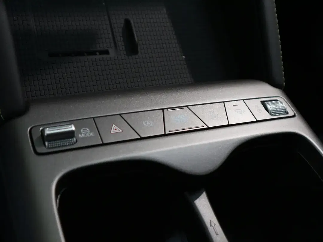 BYD Atto 2 DM-i Boost - Thumbnail 13
