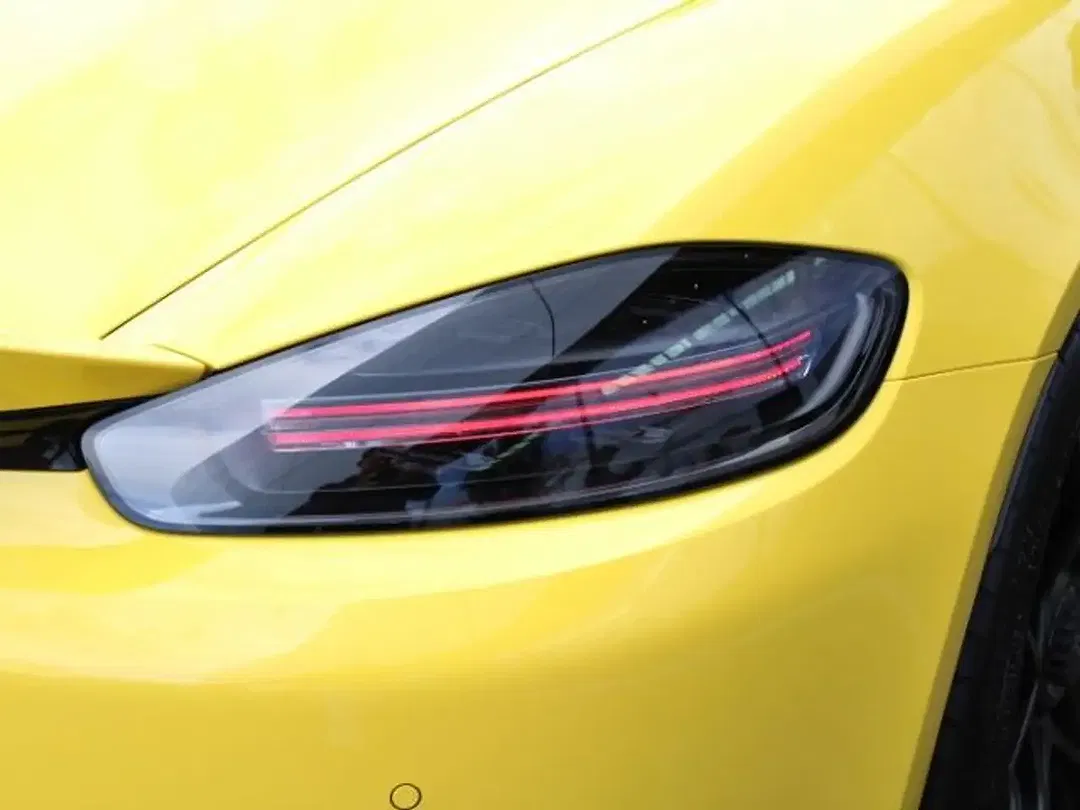 Porsche 718 Spyder RS - Thumbnail 12
