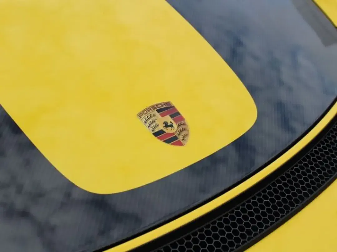 Porsche 718 Spyder RS - Thumbnail 8