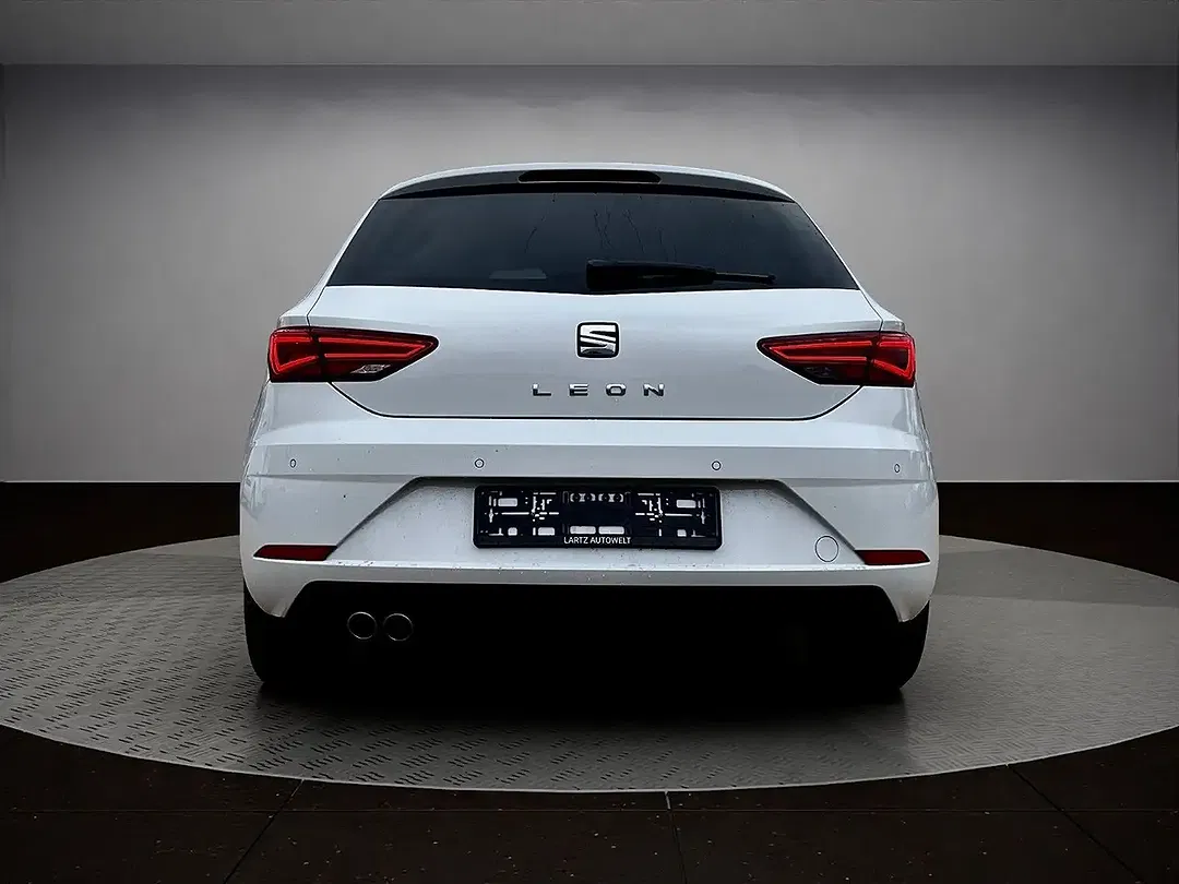 SEAT Leon Xcellence - Thumbnail 4