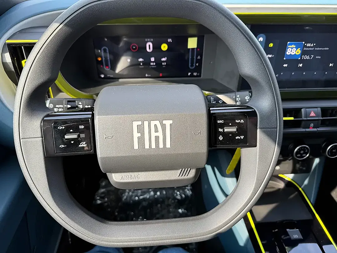 Fiat Grande Panda Hybrid MHEV Icon - Thumbnail 11