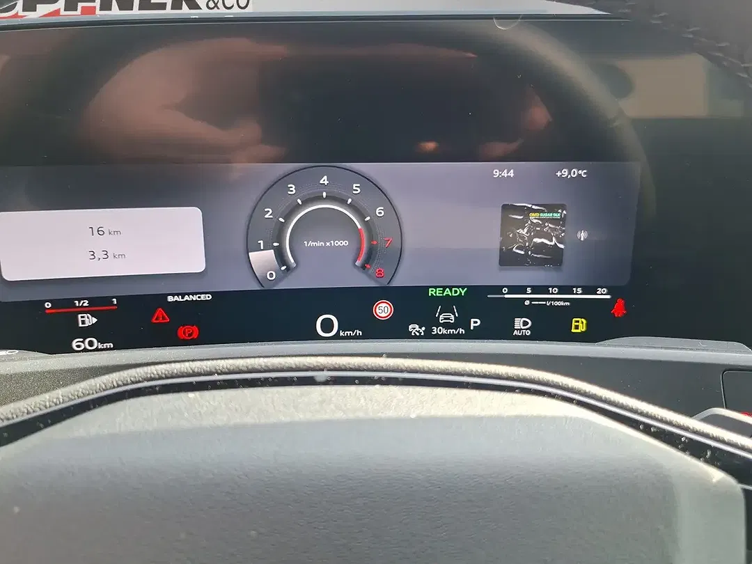 Audi Q3 TFSI quattro S line - Thumbnail 16