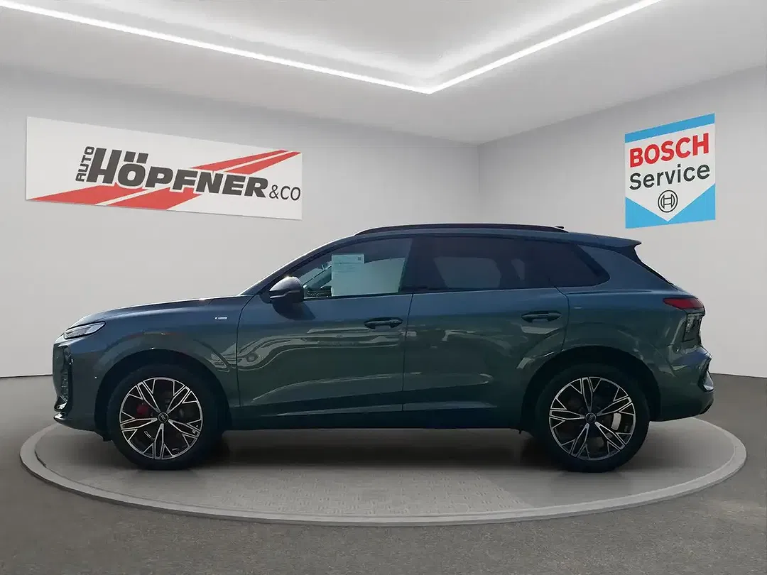 Audi Q3 TFSI quattro S line - Thumbnail 3