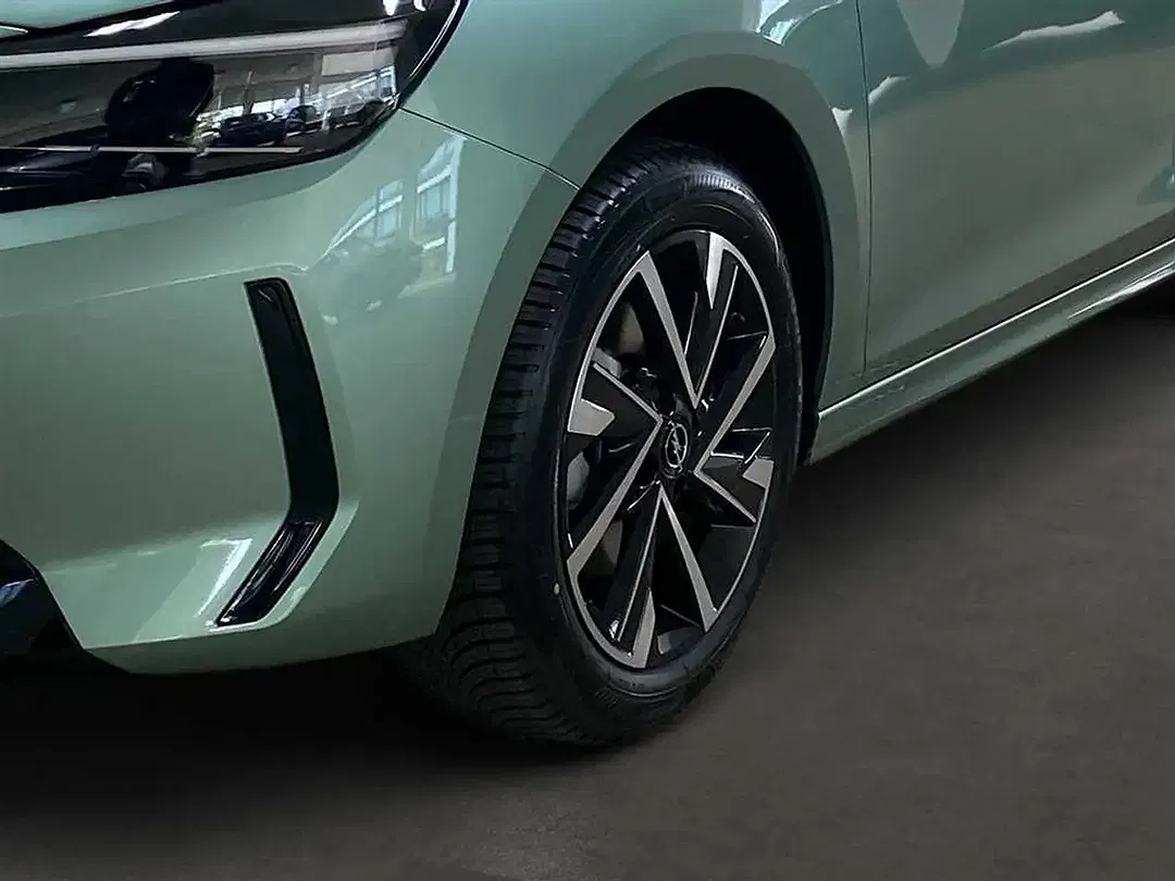 Opel Corsa - Thumbnail 8