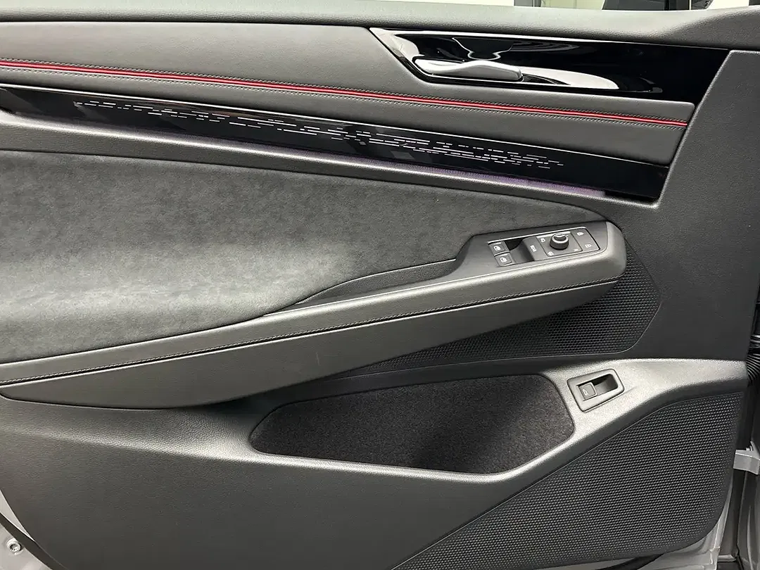 Volkswagen ID.7 4Motion - Thumbnail 12