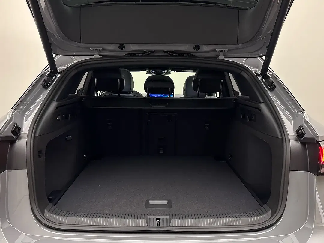 Volkswagen ID.7 4Motion - Thumbnail 13
