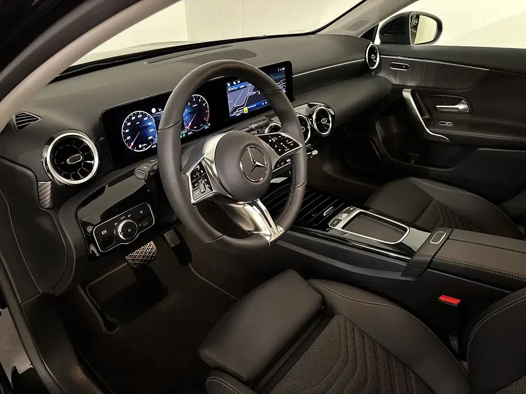 Mercedes-Benz A 180 - Thumbnail 11