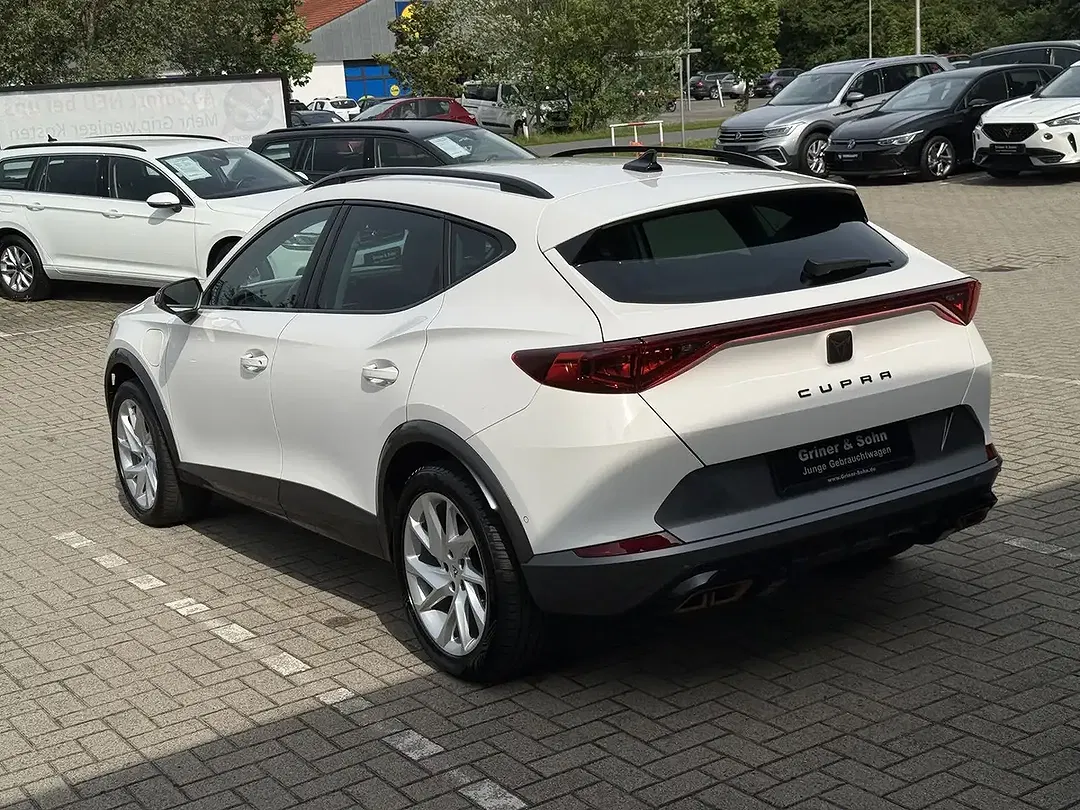 CUPRA Formentor PHEV - Thumbnail 9