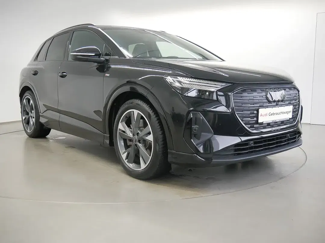Audi Q4 e-tron 40 Matrix LED S line - Thumbnail 2
